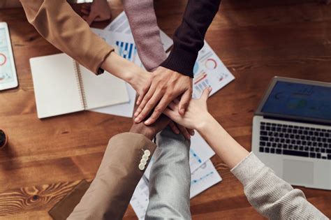 10 ways companies are supporting charities .